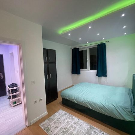 38 Apartment 3 Priştine Dış mekan fotoğraf